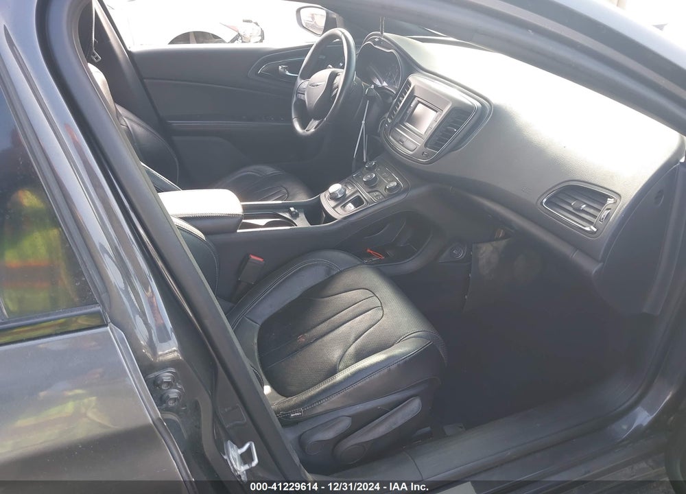 2015 CHRYSLER 200 S VIN: 1C3CCCBG8FN515103