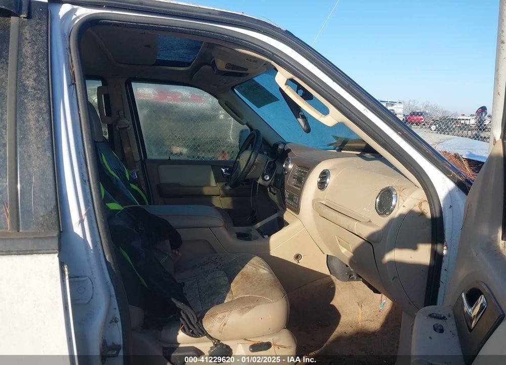 2005 FORD EXPEDITION EDDIE BAUER/KING RANCH VIN: 1FMFU18565LA23515