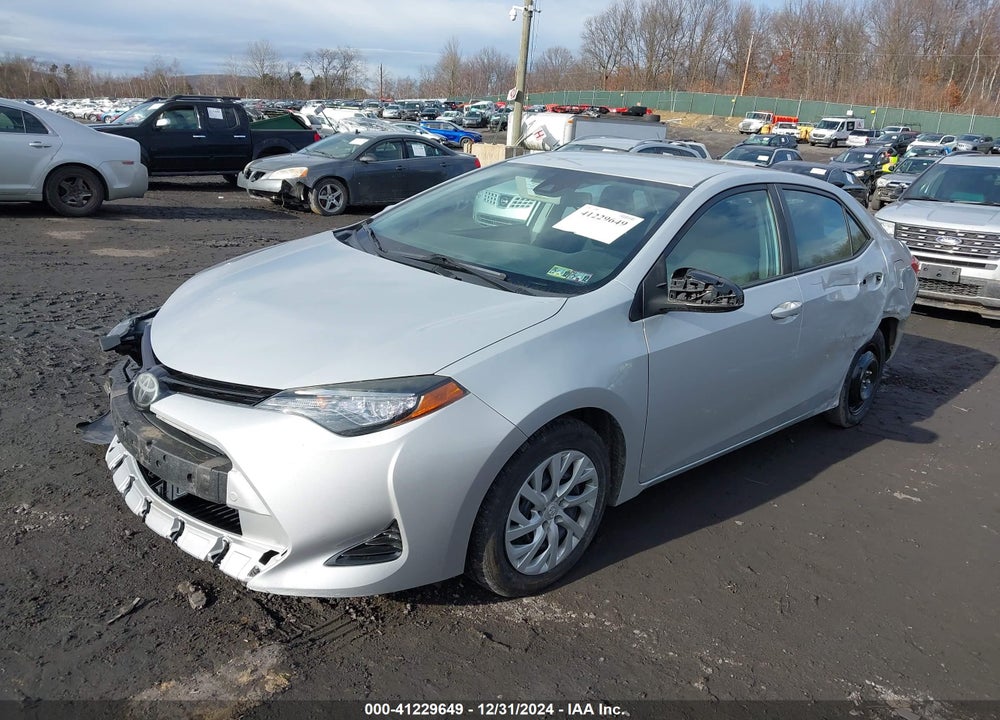 2017 TOYOTA COROLLA LE VIN: 2T1BURHE5HC770262