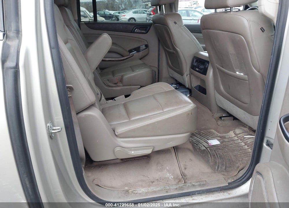2015 GMC YUKON XL 1500 SLT VIN: 1GKS2HKC7FR100534