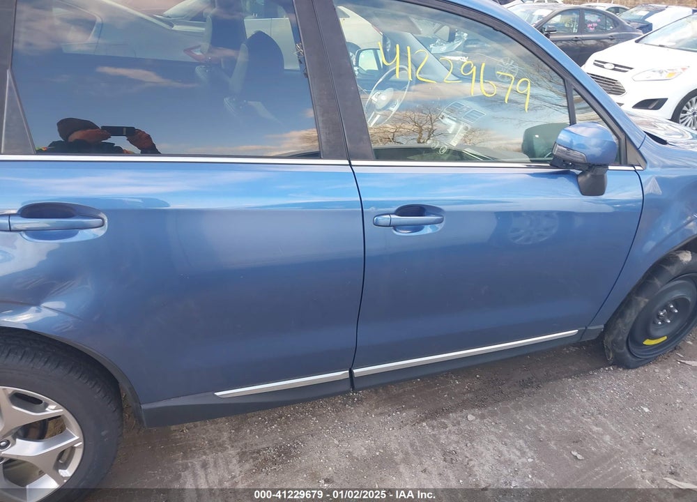 2017 SUBARU FORESTER VIN: JF2SJAWC0HH593533