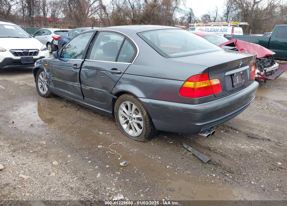 2003 BMW 330XI VIN: WBAEW53473PG09419