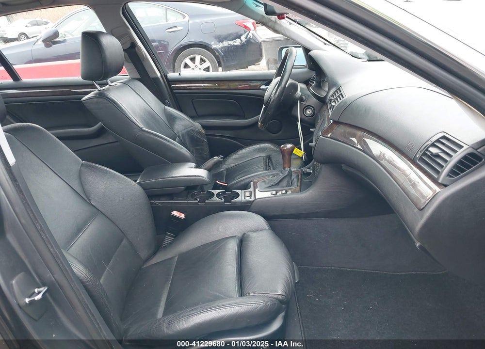 2003 BMW 330XI VIN: WBAEW53473PG09419