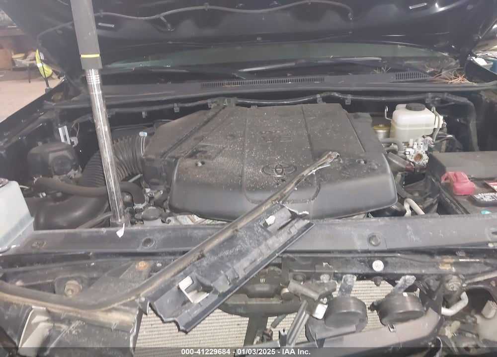 2015 TOYOTA TACOMA VIN: 5TFLU4EN1FX145996