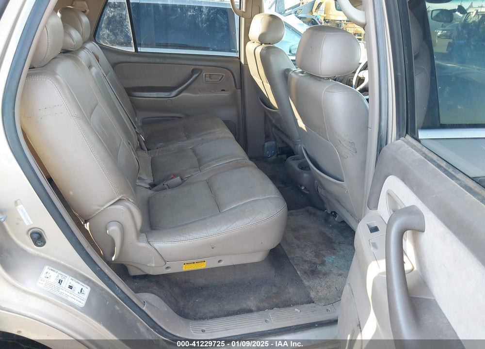2001 TOYOTA SEQUOIA SR5 V8 VIN: 5TDBT44A11S022985