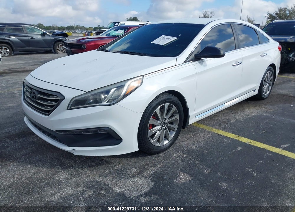 2015 HYUNDAI SONATA SPORT VIN: 5NPE34AFXFH043148