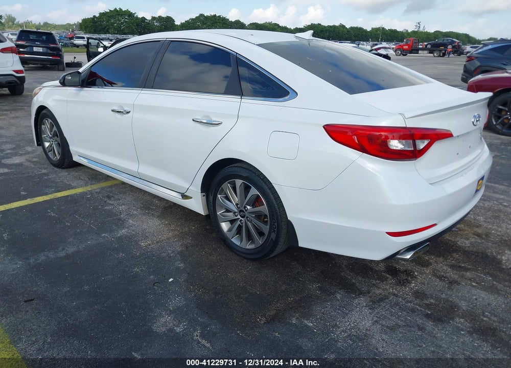 2015 HYUNDAI SONATA SPORT VIN: 5NPE34AFXFH043148
