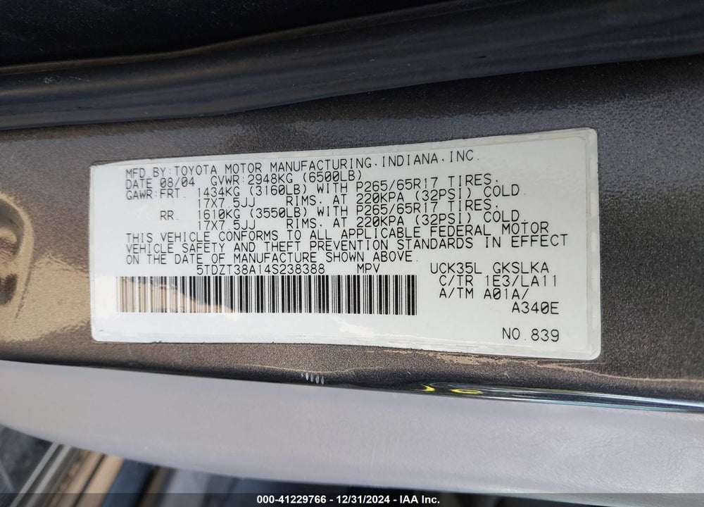 2004 TOYOTA SEQUOIA LIMITED V8 VIN: 5TDZT38A14S238388