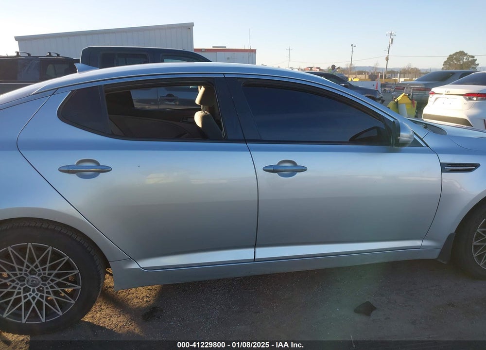 2013 KIA OPTIMA VIN: KNAGM4A74D5350081