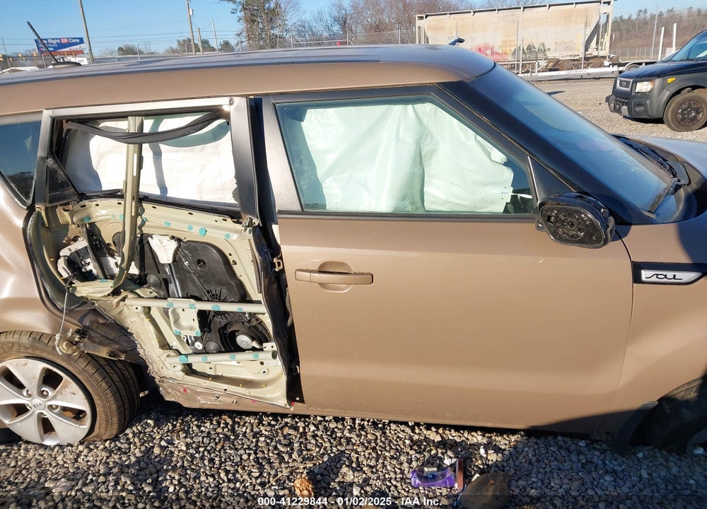 2015 KIA SOUL VIN: KNDJN2A26F7222592