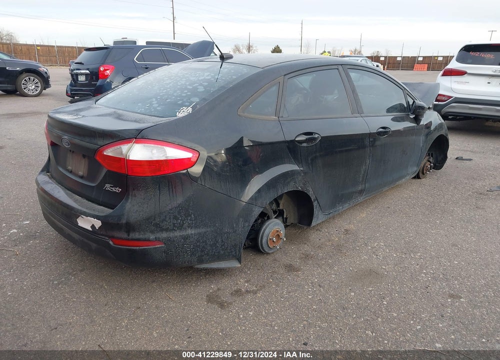 2017 FORD FIESTA VIN: 3FADP4BJ3HM162102