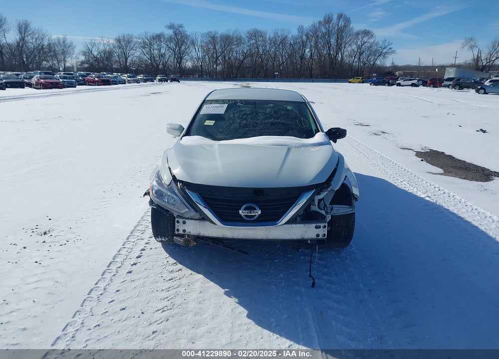 2017 NISSAN ALTIMA VIN: 1N4AL3AP8HC274782