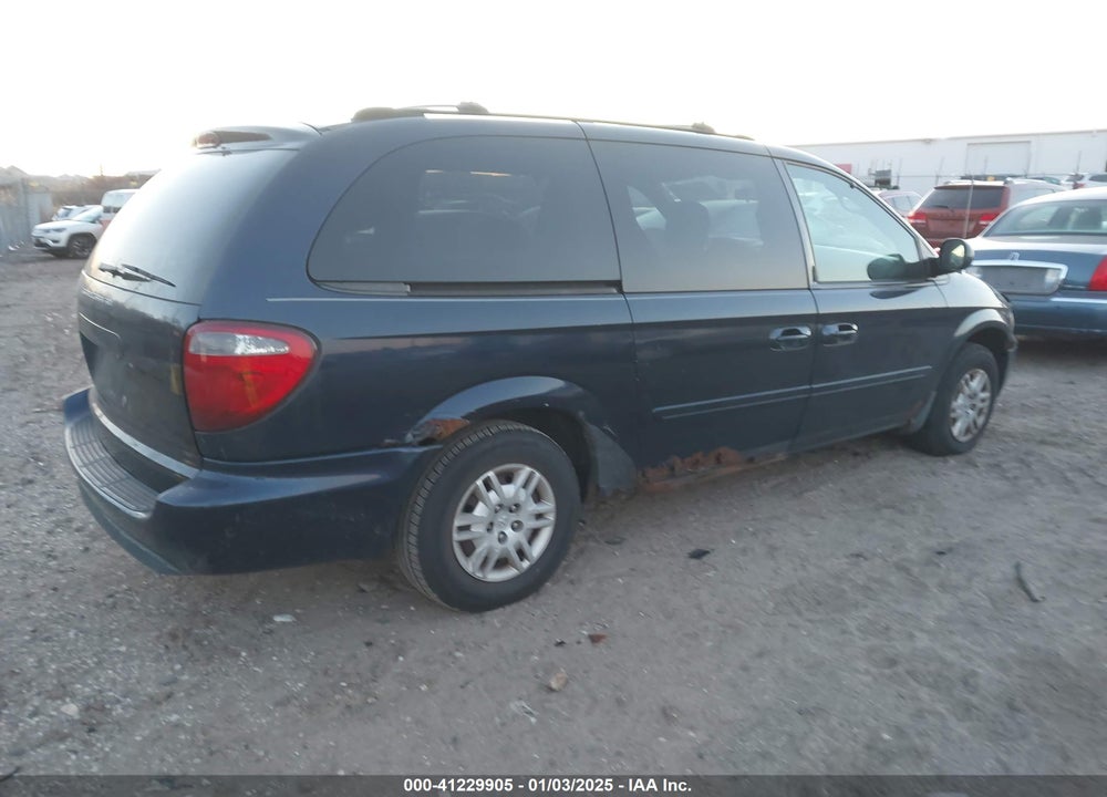 2005 DODGE GRAND CARAVAN SE VIN: 2D4GP24R15R172133
