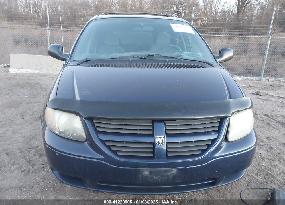 2005 DODGE GRAND CARAVAN SE VIN: 2D4GP24R15R172133