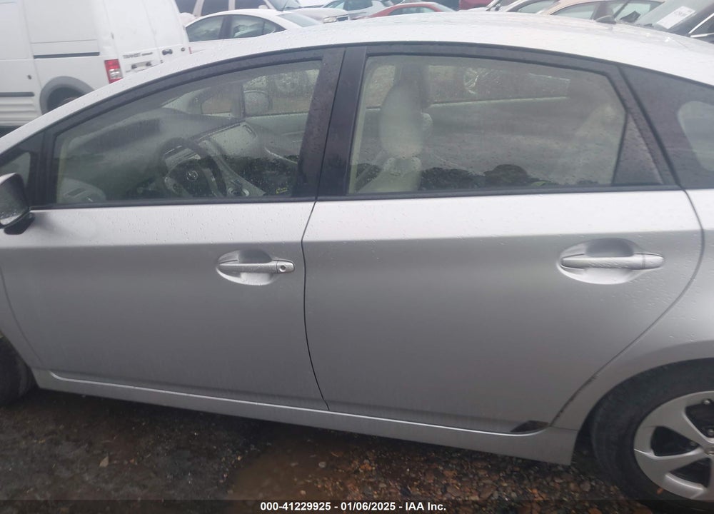 2013 TOYOTA PRIUS VIN: JTDKN3DU3D5575470
