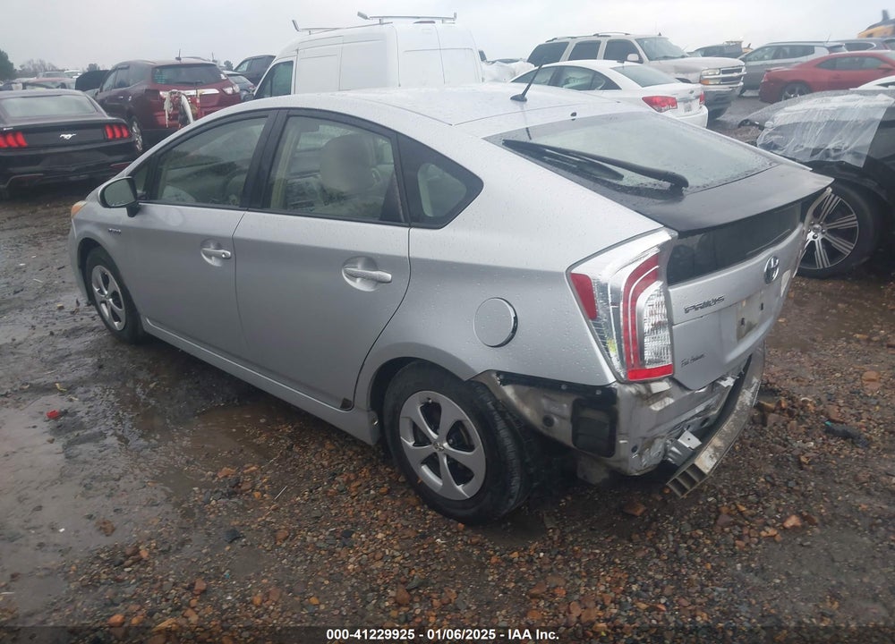 2013 TOYOTA PRIUS VIN: JTDKN3DU3D5575470