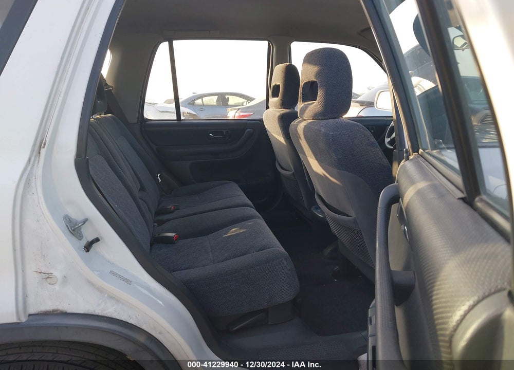 2001 HONDA CR-V EX VIN: JHLRD18681S029166