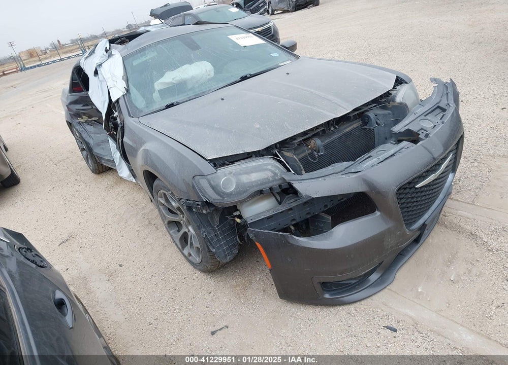 2018 CHRYSLER 300 300S VIN: 2C3CCABG5JH245107