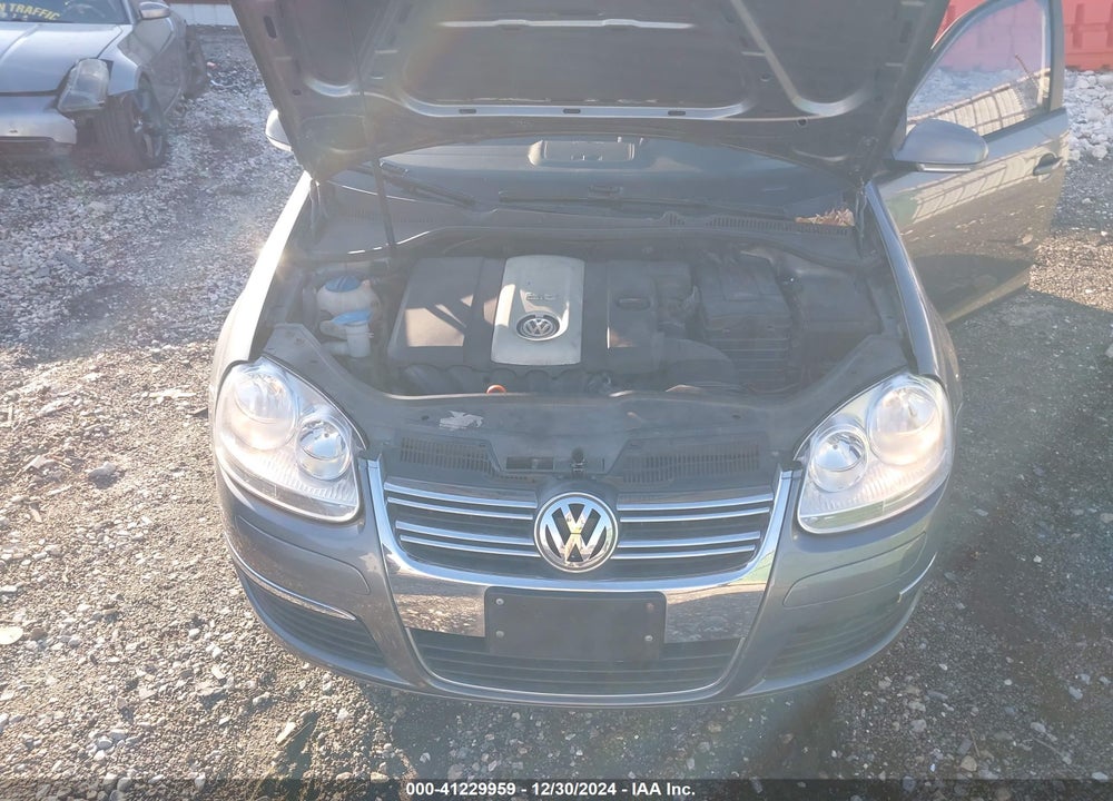 2005 VOLKSWAGEN JETTA VALUE EDITION VIN: 3VWPF71K15M615020