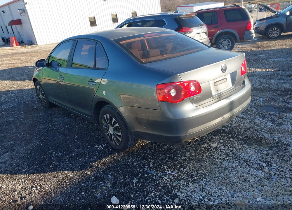 2005 VOLKSWAGEN JETTA VALUE EDITION VIN: 3VWPF71K15M615020