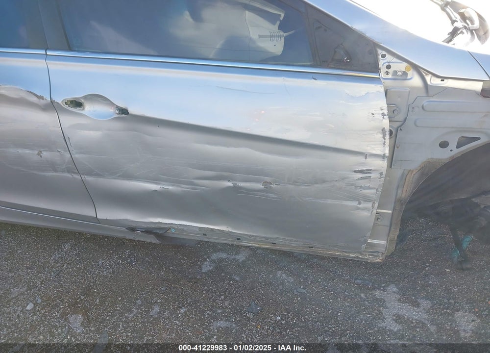 2013 HYUNDAI SONATA VIN: 5NPEC4AB3DH654889