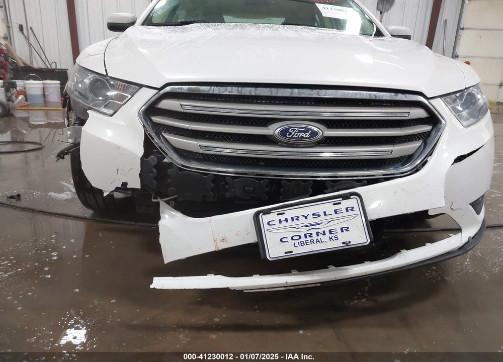 2013 FORD TAURUS VIN: 1FAHP2E80DG221206