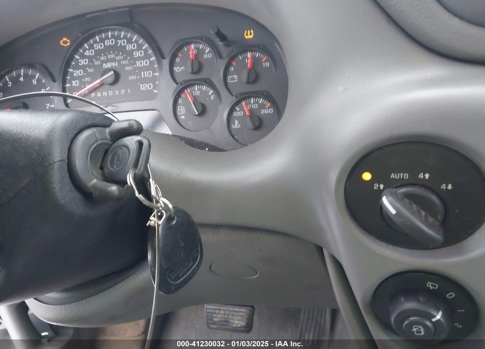 2008 CHEVROLET TRAILBLAZER LT VIN: 1GNDT13S382219179