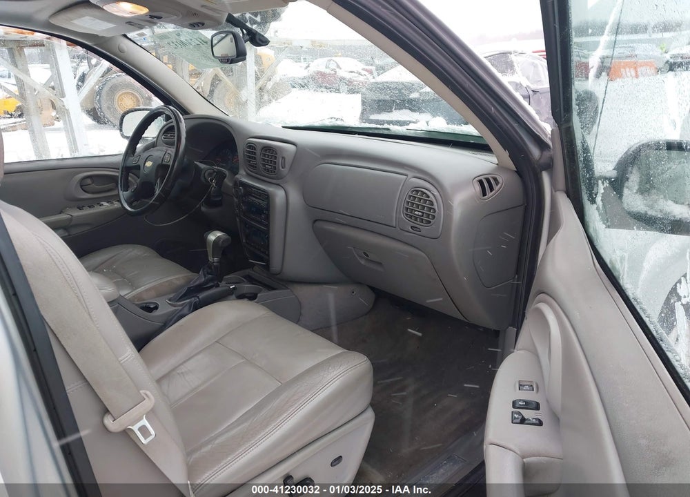 2008 CHEVROLET TRAILBLAZER LT VIN: 1GNDT13S382219179