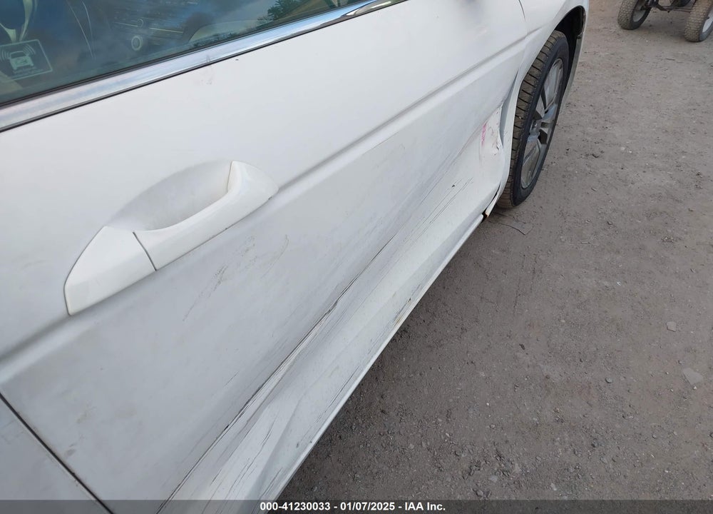 2009 HONDA ACCORD 2.4 EX-L VIN: 1HGCS12829A007749