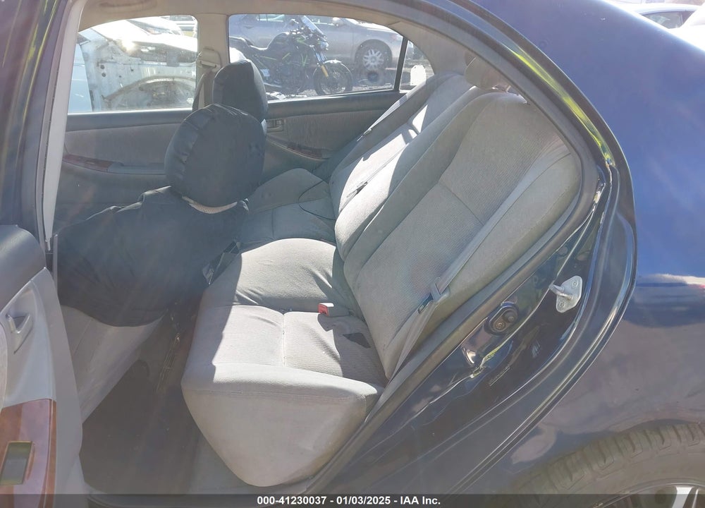 2006 TOYOTA COROLLA LE VIN: 2T1BR32E36C627458
