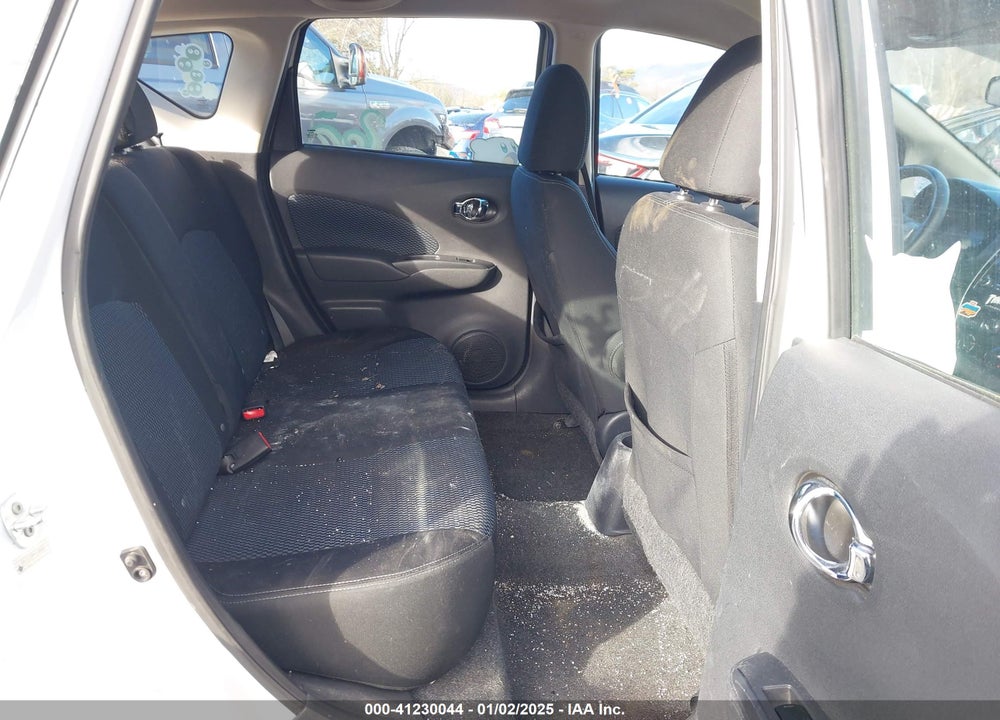 2015 NISSAN VERSA NOTE VIN: 3N1CE2CP1FL388857