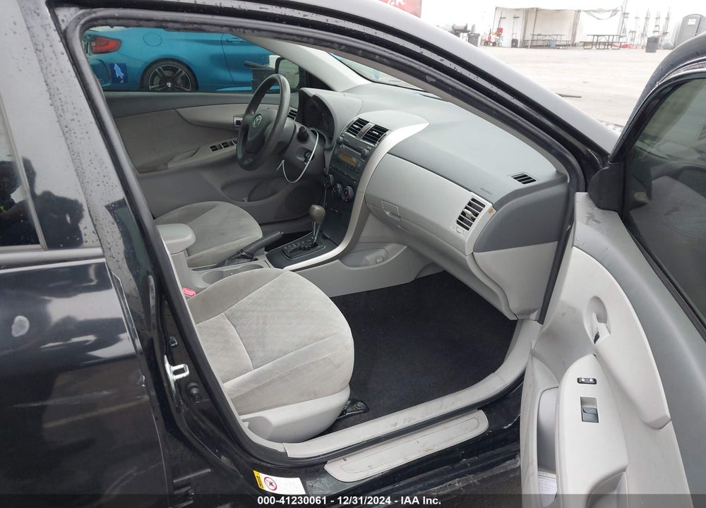 2009 TOYOTA COROLLA LE VIN: JTDBL40E999044977