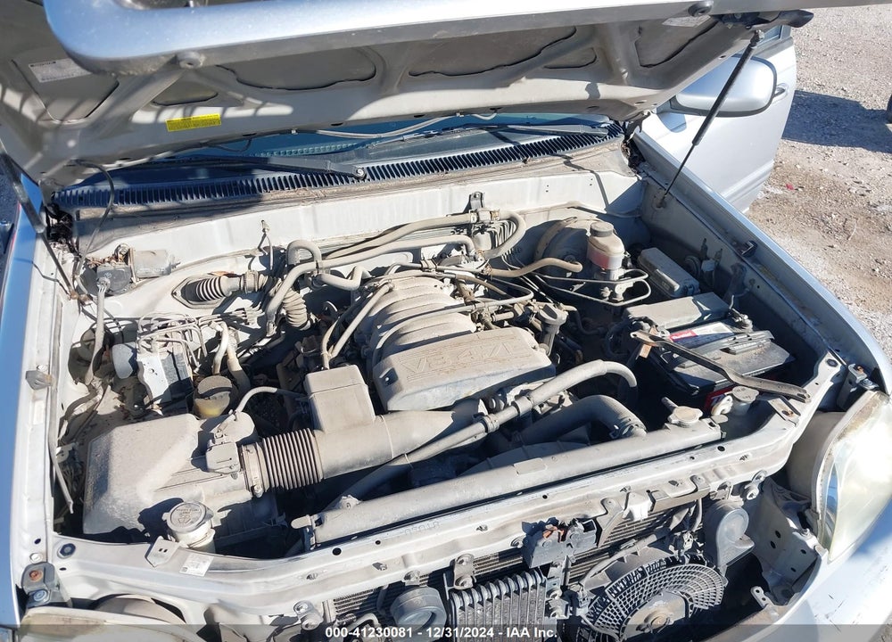 2002 TOYOTA SEQUOIA SR5 V8 VIN: 5TDZT34A02S090592