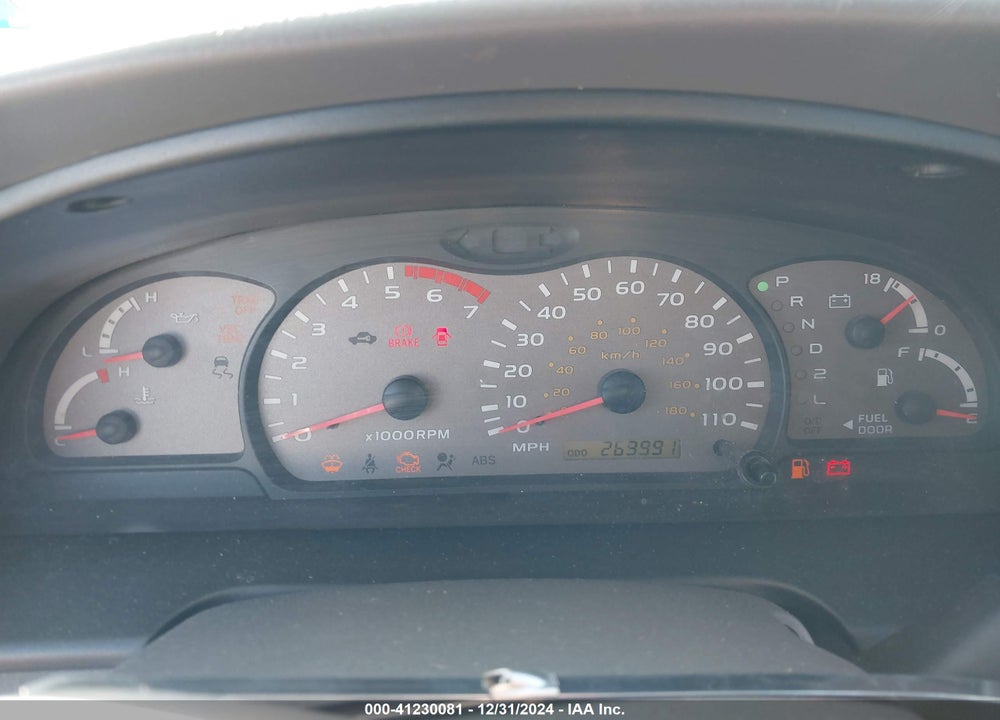 2002 TOYOTA SEQUOIA SR5 V8 VIN: 5TDZT34A02S090592