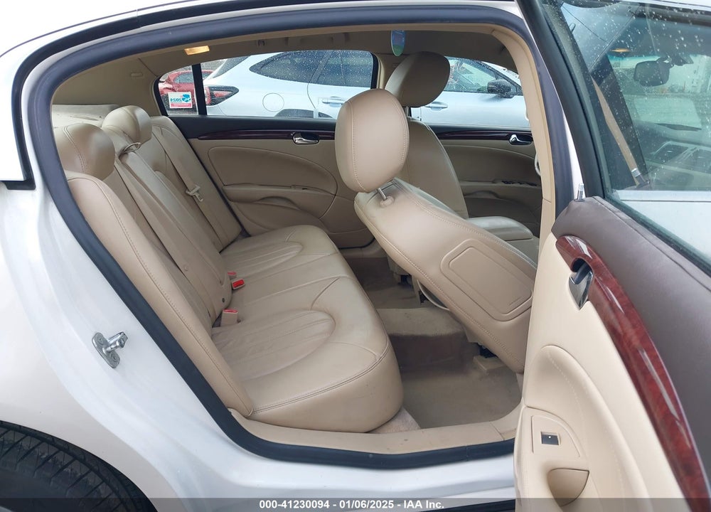 2010 BUICK LUCERNE VIN: 1G4HC5E17AU103270