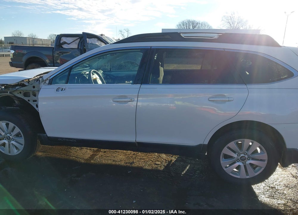 2018 SUBARU OUTBACK 2.5I PREMIUM VIN: 4S4BSAHC1J3336758