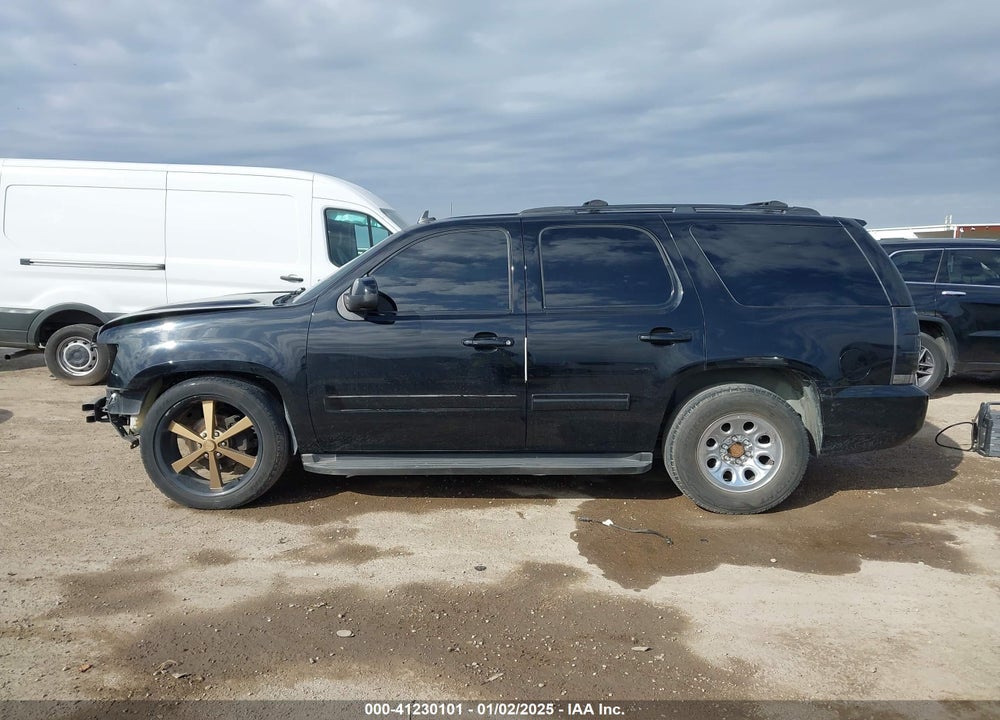 2011 CHEVROLET TAHOE LS VIN: 1GNSCAE02BR379233