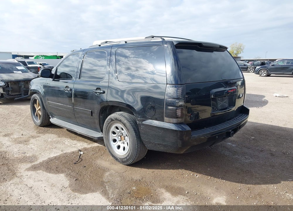 2011 CHEVROLET TAHOE LS VIN: 1GNSCAE02BR379233