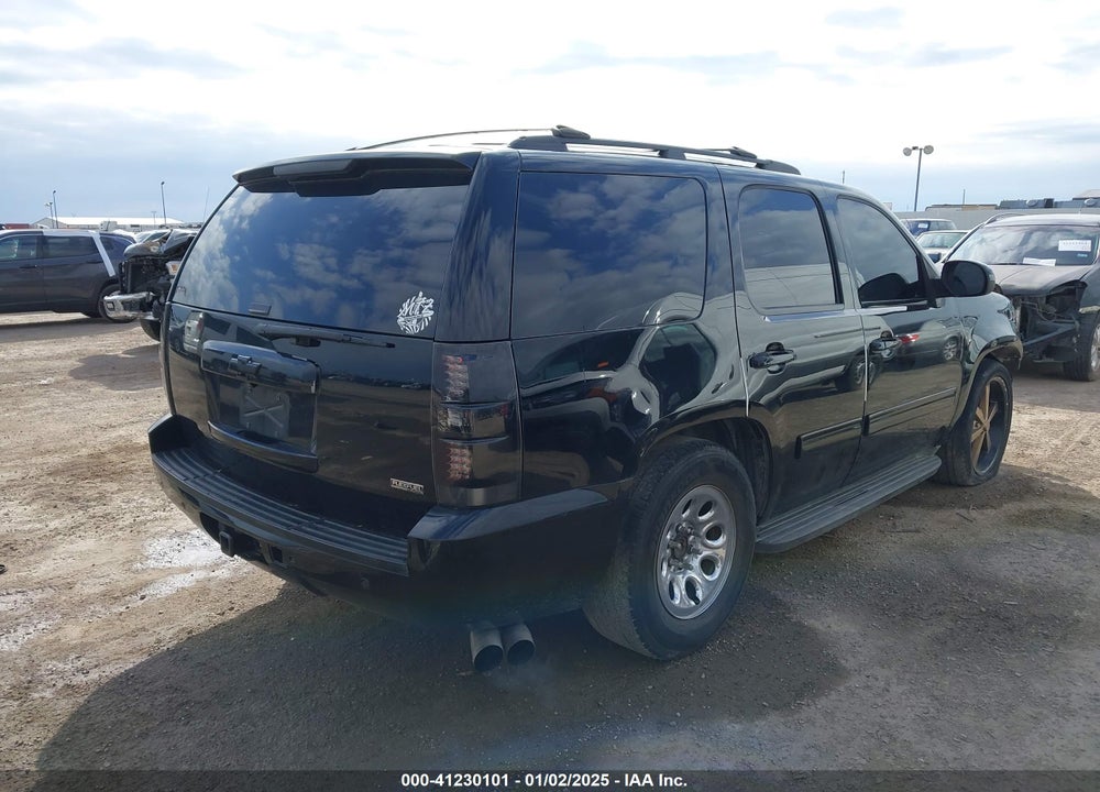 2011 CHEVROLET TAHOE LS VIN: 1GNSCAE02BR379233
