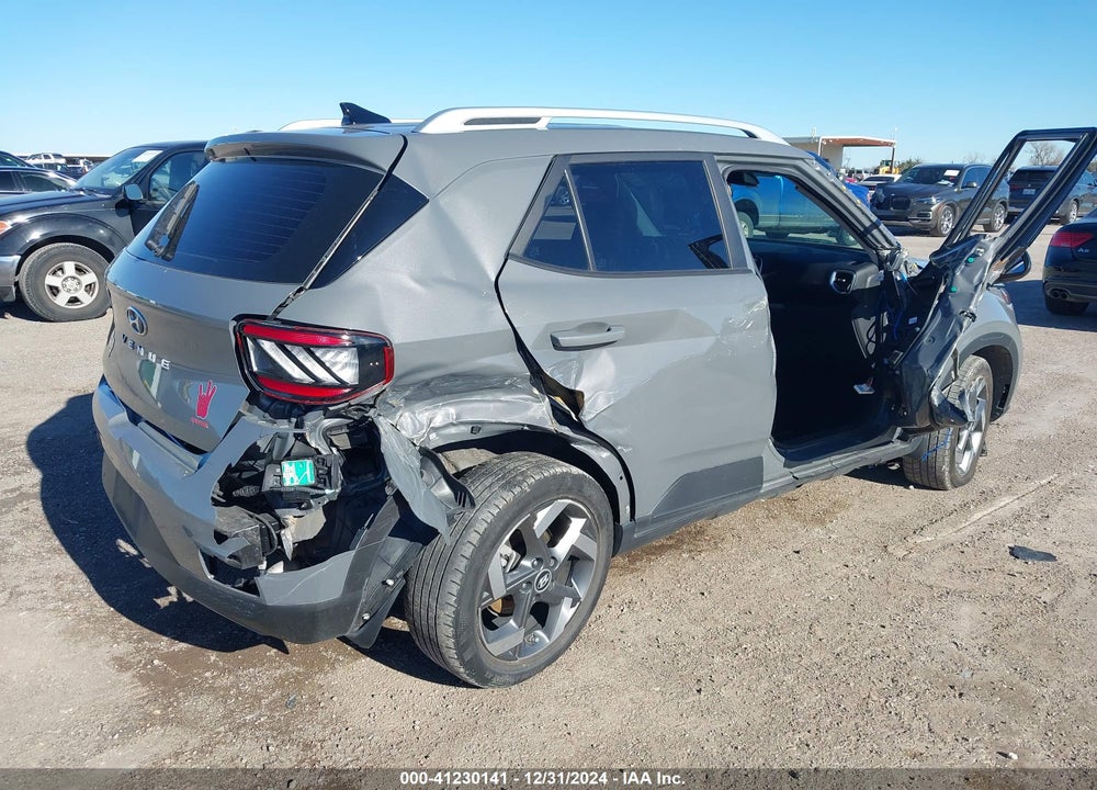 2021 HYUNDAI VENUE SEL VIN: KMHRC8A35MU104256
