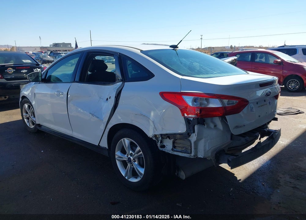 2014 FORD FOCUS VIN: 1FADP3F22EL117601