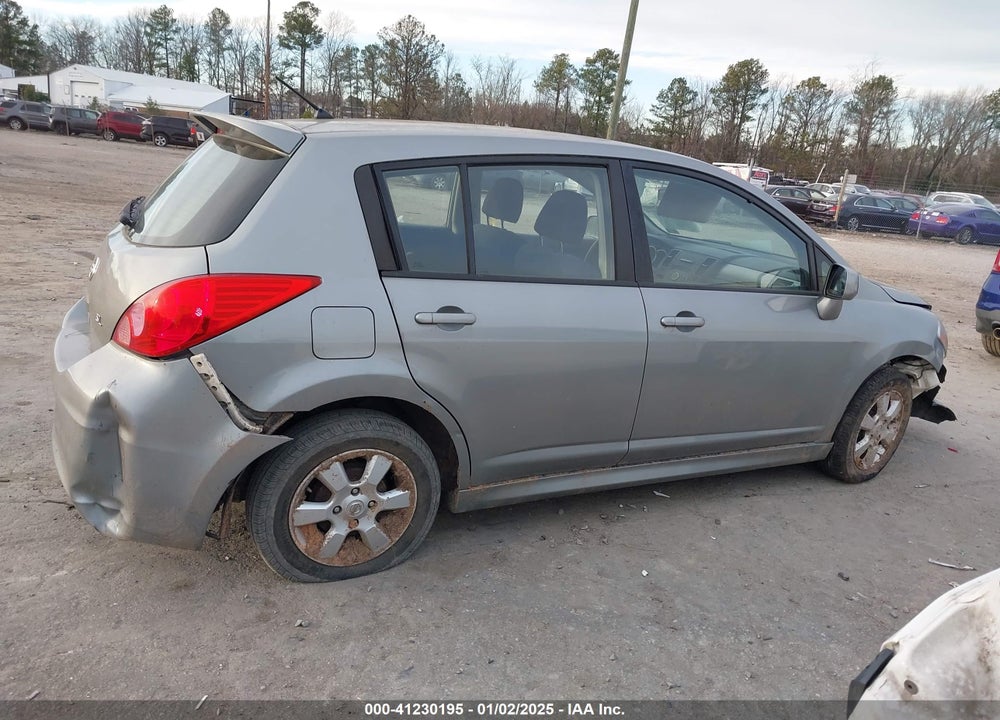 2010 NISSAN VERSA 1.8 SL VIN: 3N1BC1CP4AL382684