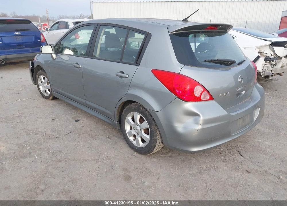 2010 NISSAN VERSA 1.8 SL VIN: 3N1BC1CP4AL382684