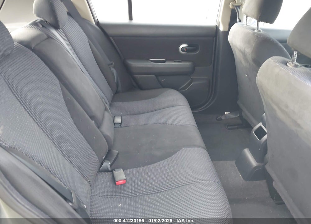 2010 NISSAN VERSA 1.8 SL VIN: 3N1BC1CP4AL382684