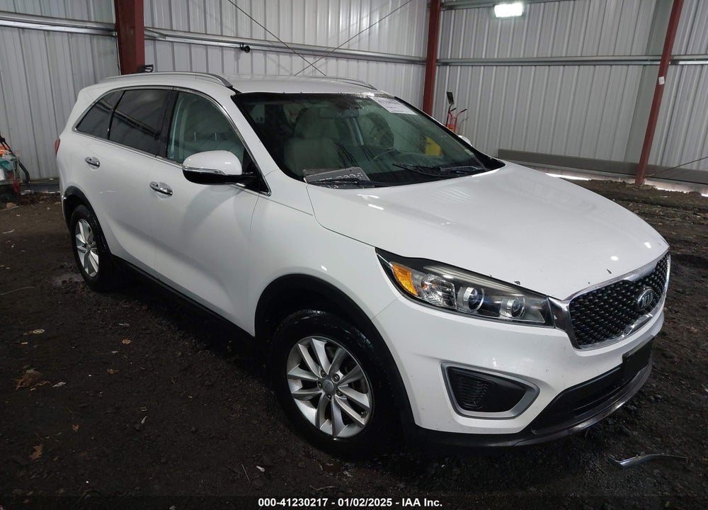 2016 KIA SORENTO 2.4L LX VIN: 5XYPG4A37GG053809