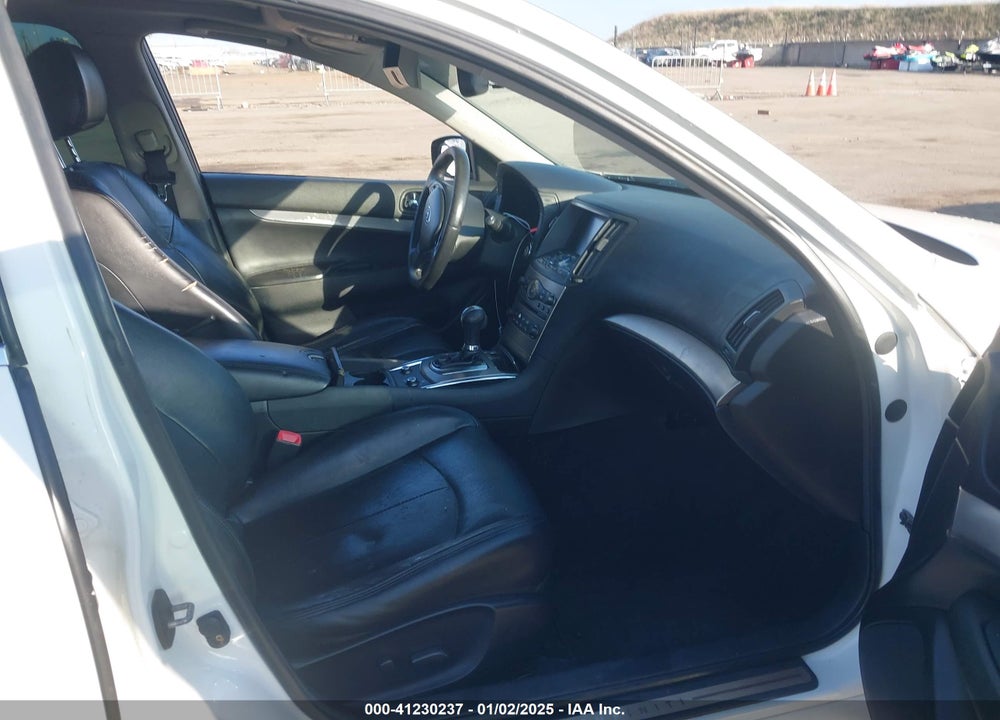 2011 INFINITI G25 JOURNEY VIN: JN1DV6APXBM602291
