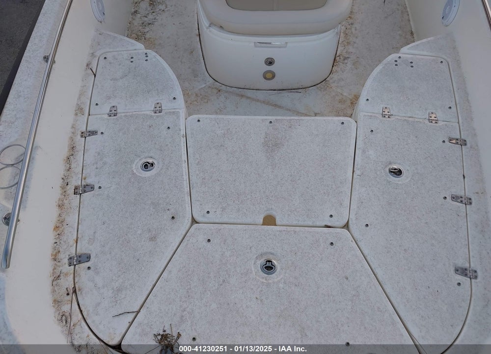 2018 BOSTON WHALER OTHER VIN: BWCE0776I718