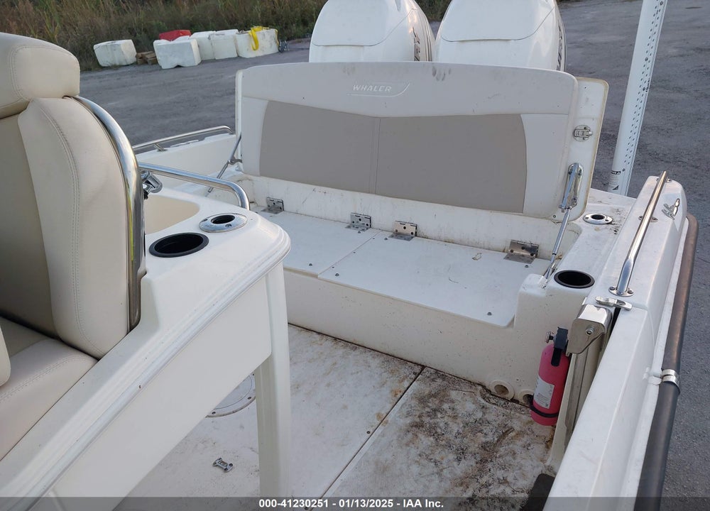 2018 BOSTON WHALER OTHER VIN: BWCE0776I718