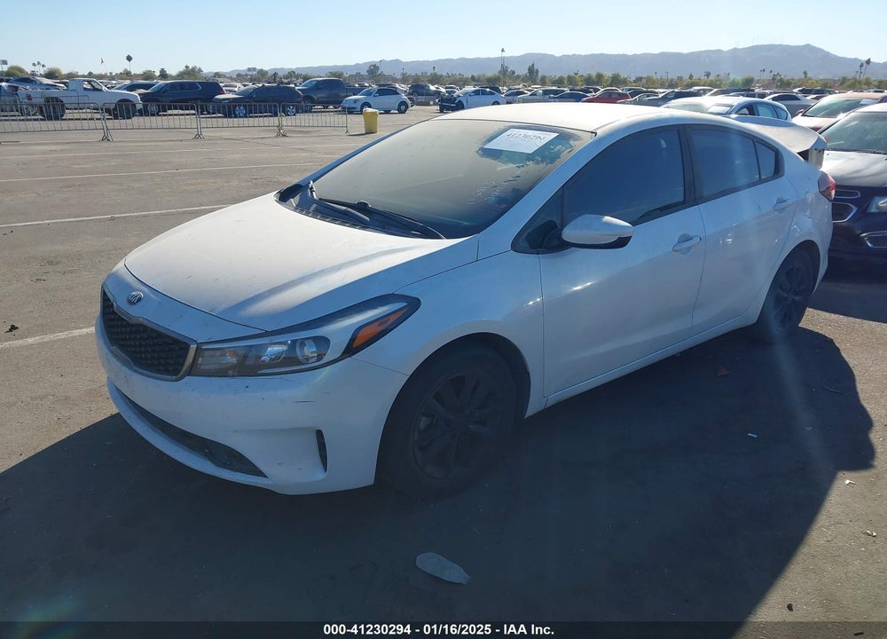 2017 KIA FORTE VIN: 3KPFL4A76HE116813