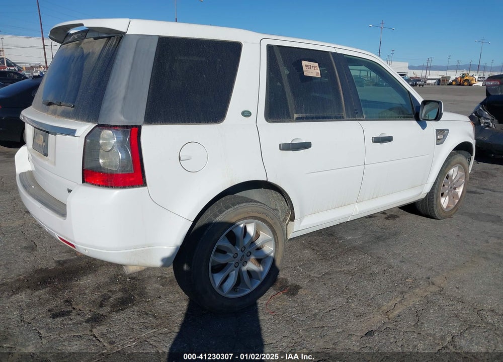 2012 LAND ROVER LR2 VIN: SALFR2BN3CH307228